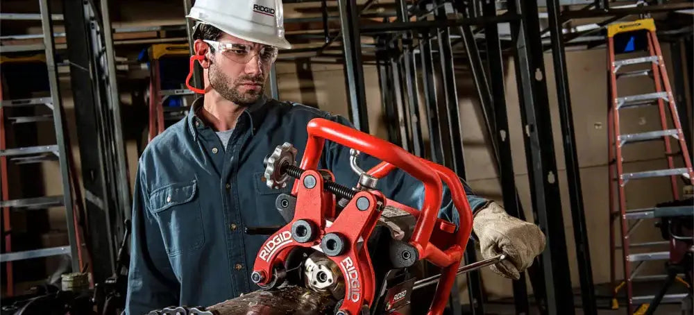 Roscado de Tubería de Alta Precisión: RIDGID en Proyectos de Gran Escala