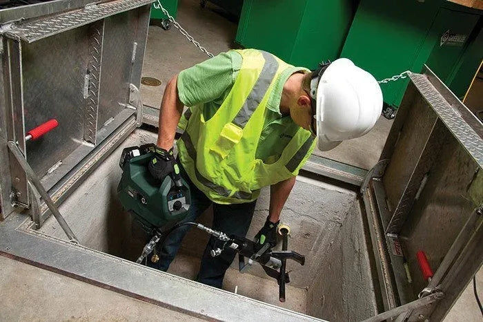 Bomba de potencia de iones de litio estándar, 12 Voltios Greenlee - Terminación de Cables