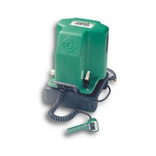 La bomba hidráulica eléctrica Greenlee 980 con el colgante