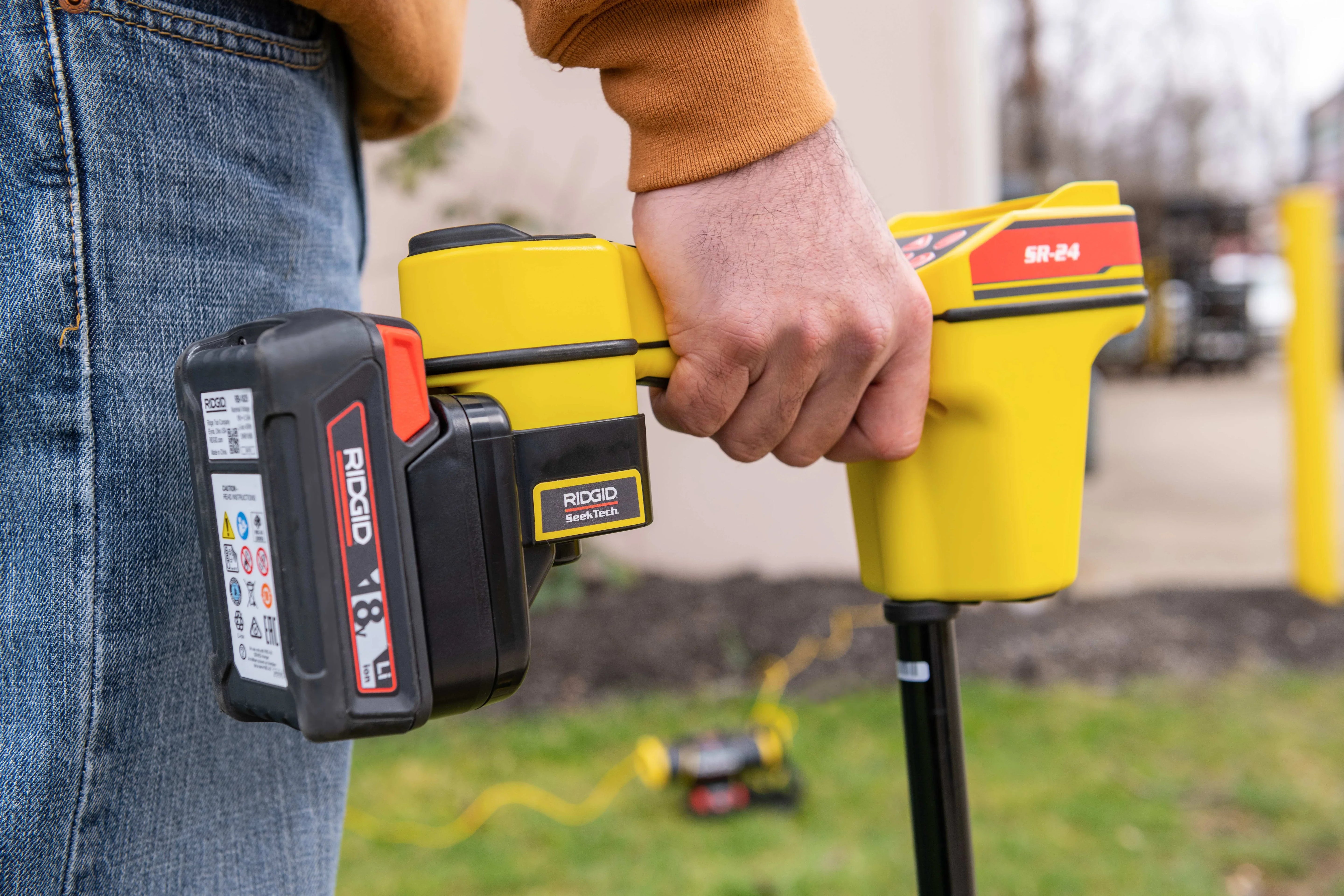 RIDGID 66518 - ADAPTADOR de LOCALIZADOR 18 V + 2 BATERÍAS/CARGADOR