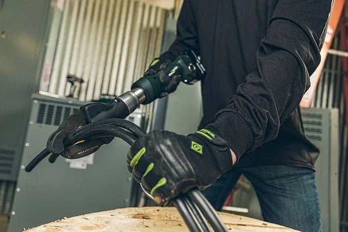 Cortador de cables y metales blandos de 50 Mm con cargador de 230 V de dos baterías de 4,... Greenlee - Terminación de Cables